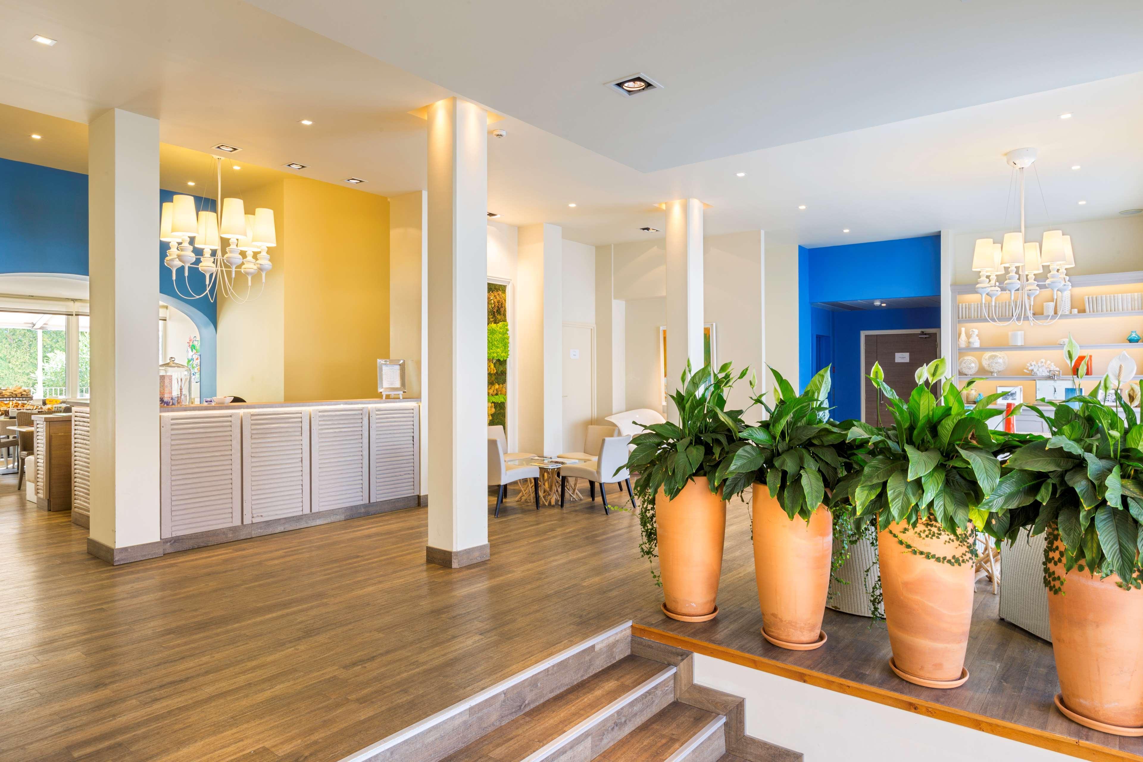 Best Western Hotel Matisse Sainte-Maxime Buitenkant foto